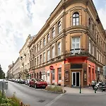 Stylish New With Ac Apartment Budapest
